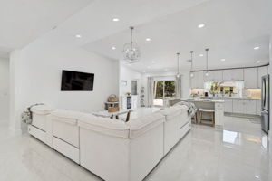 4831 Primrose Path-18
