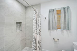 4831 Primrose Path-29