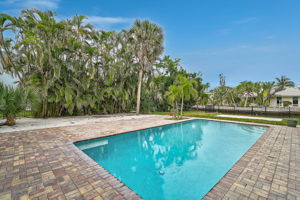 4831 Primrose Path-54