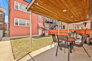 4832 N Claremont Ave - Exterior_005