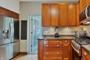 4832 N Claremont Ave - Unit 1_014