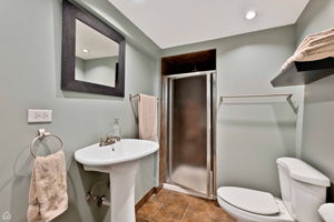 4832 N Claremont Ave - Unit 1_019