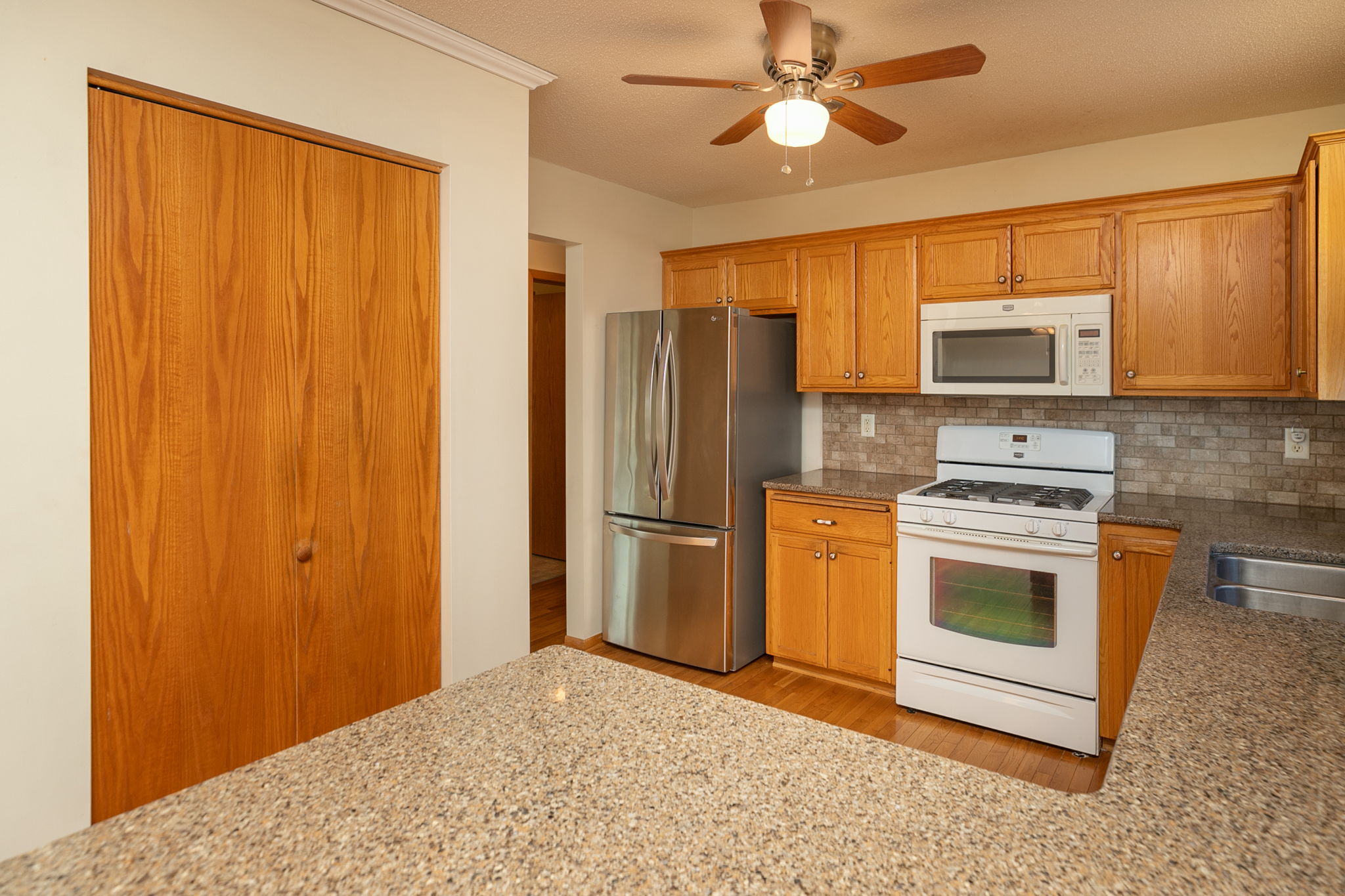 11-Kitchen