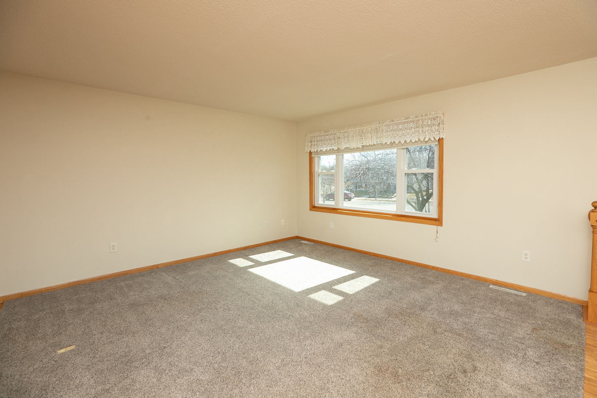 03-Living Room
