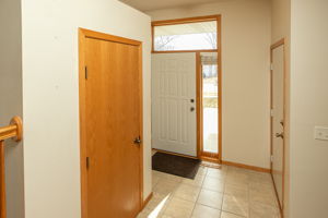 19-Foyer
