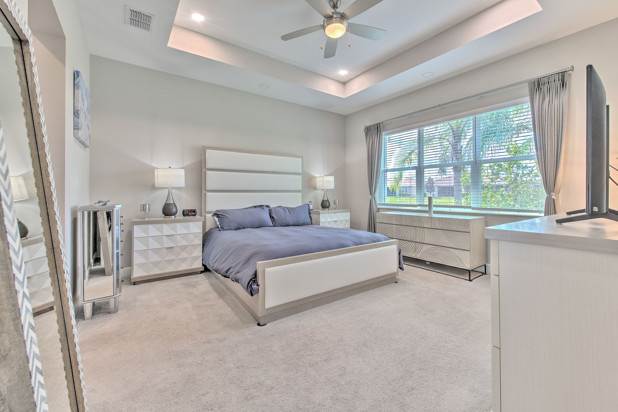  Photo 52