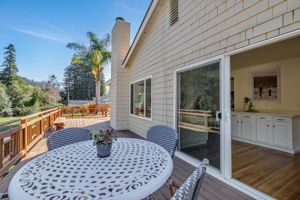 Deck sitting area 2