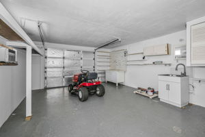 Garage 1
