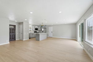 008_F8_4838 Snell Ave
