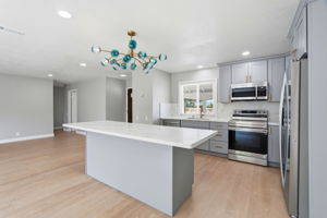 013_F8_4838 Snell Ave