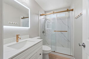 029_F8_4838 Snell Ave