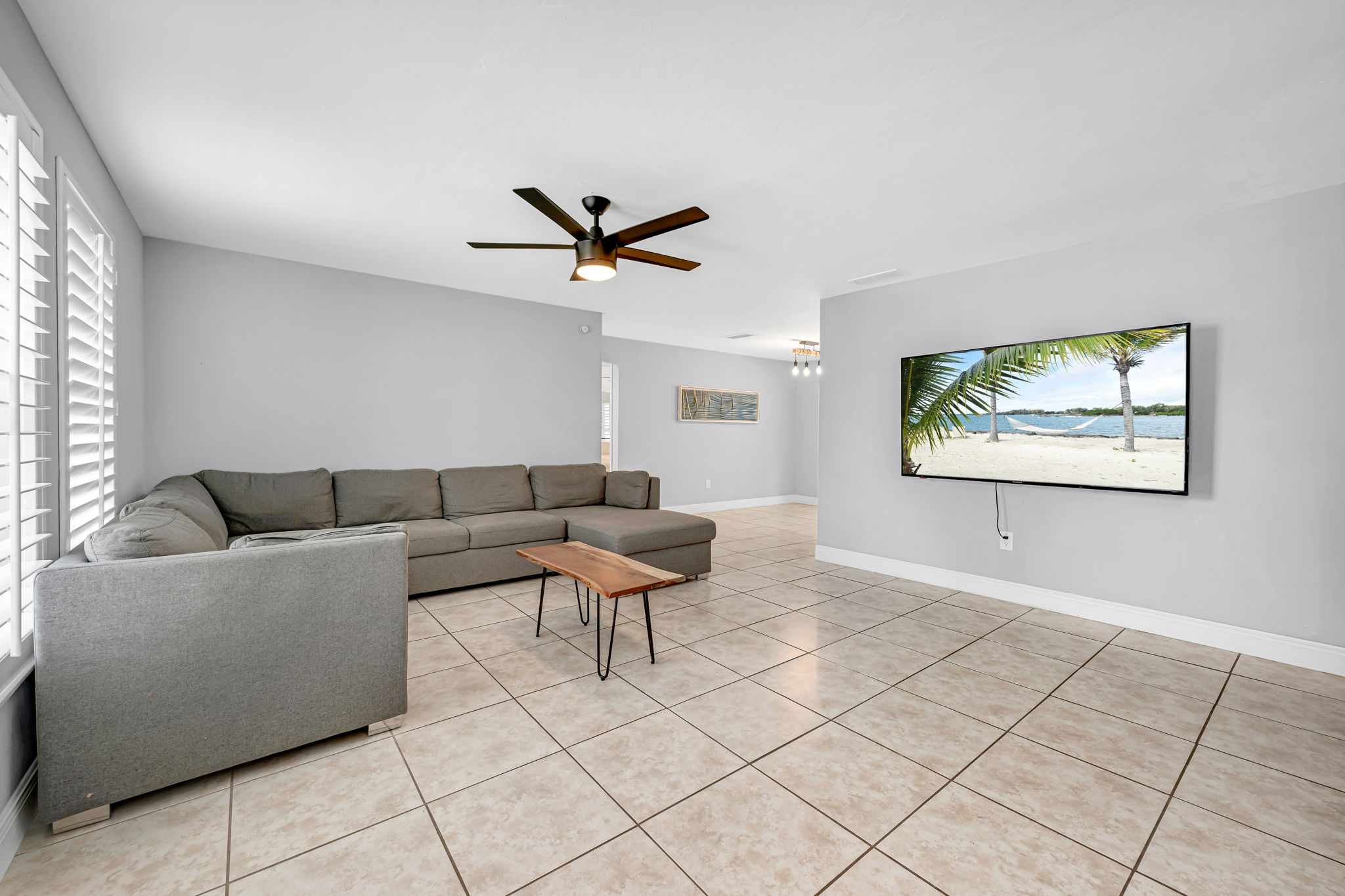 Living from Foyer