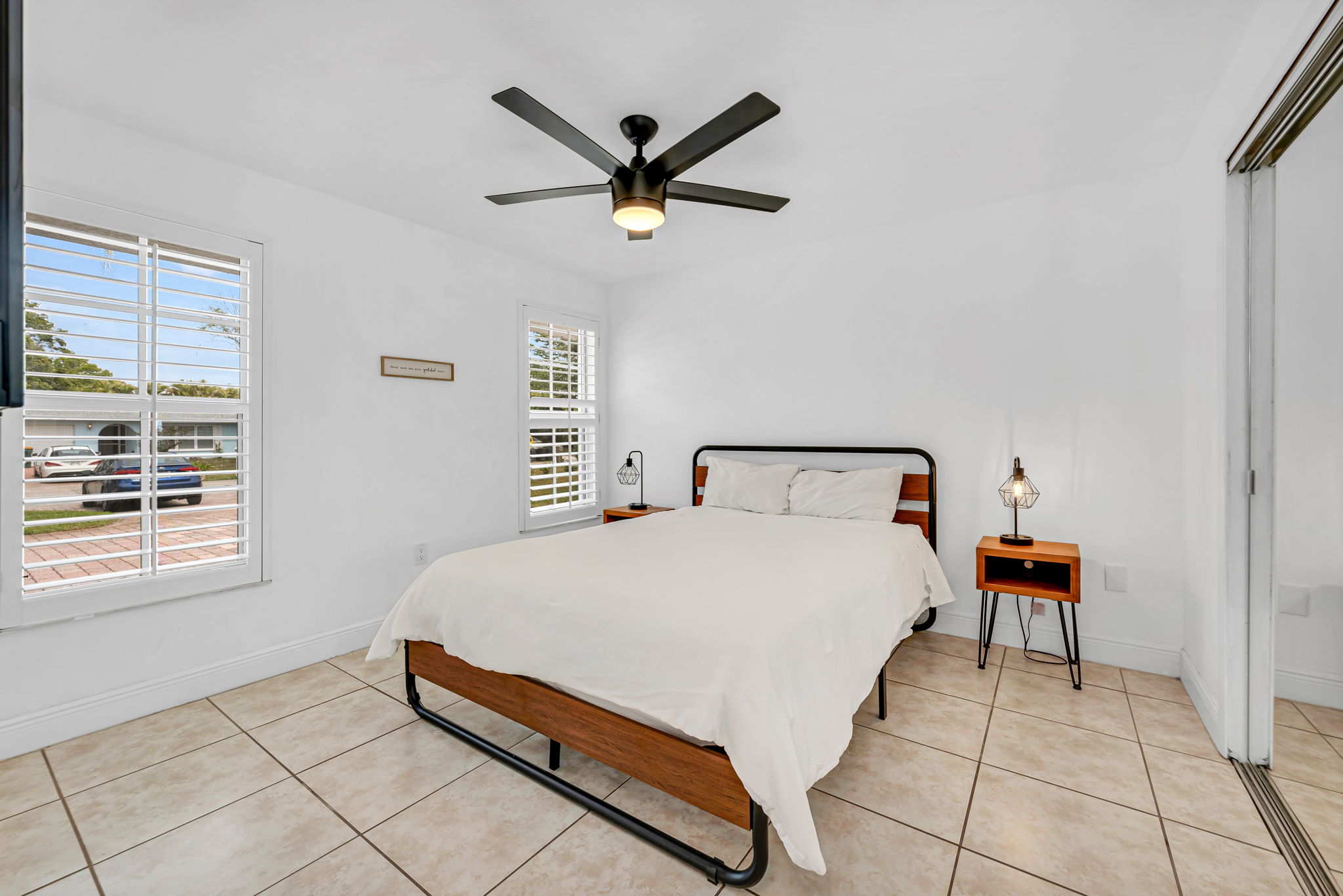 Guest bed 2