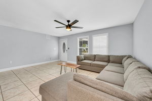 Living View 2