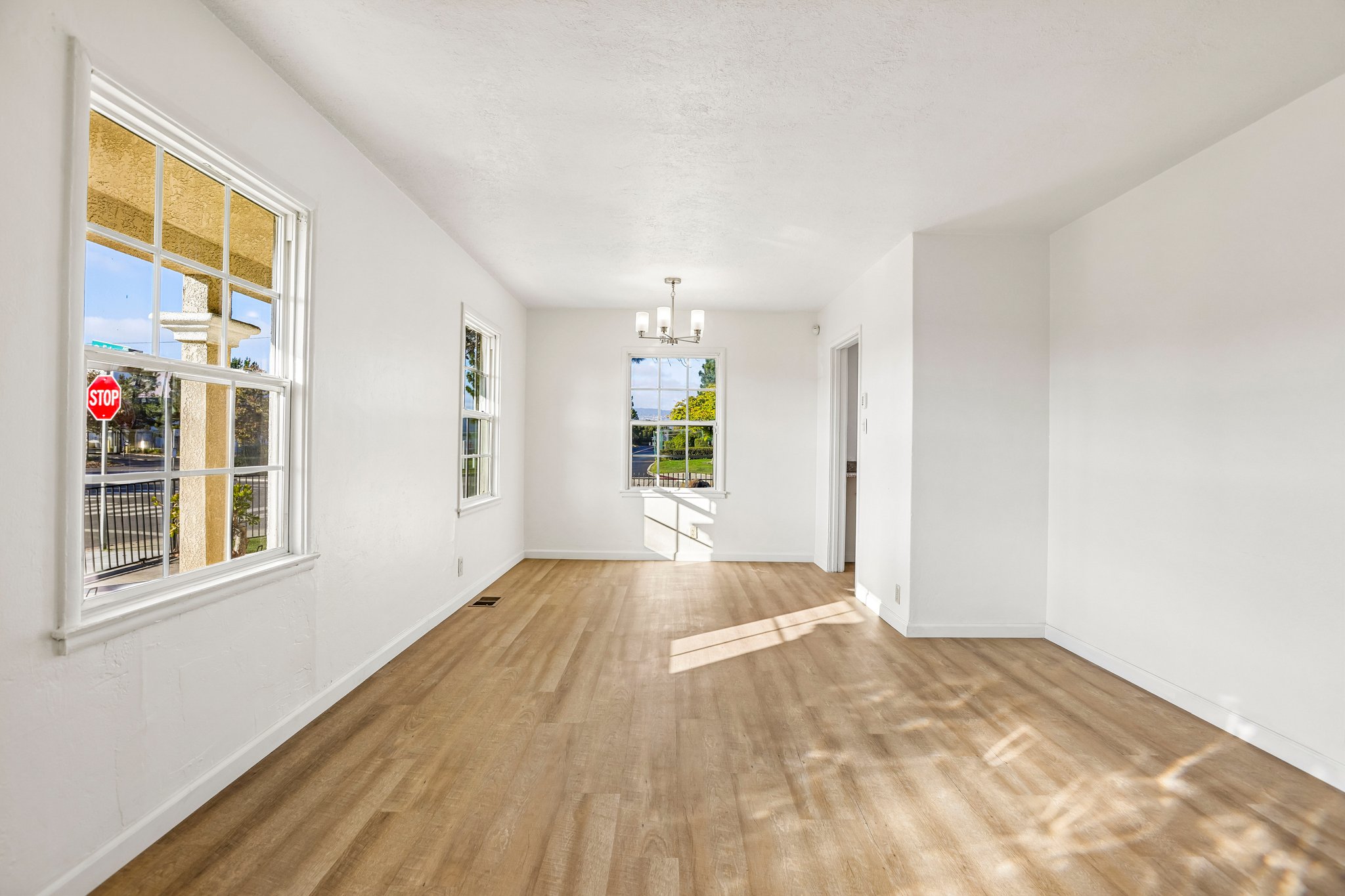 Phelps St-S1010-009.jpg