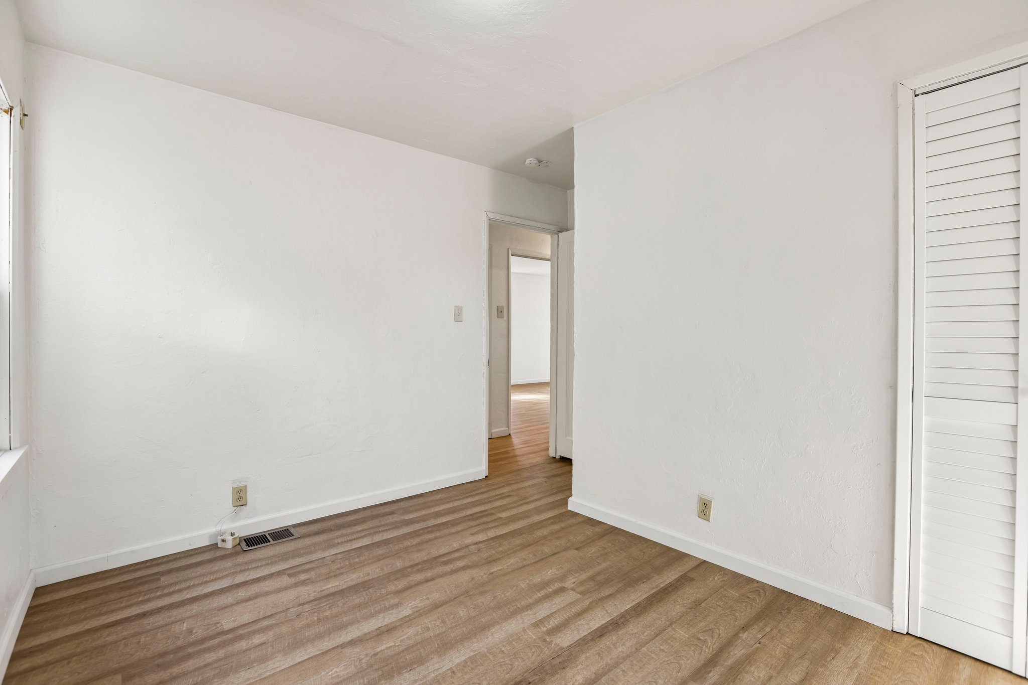 Phelps St-S1010-021.jpg
