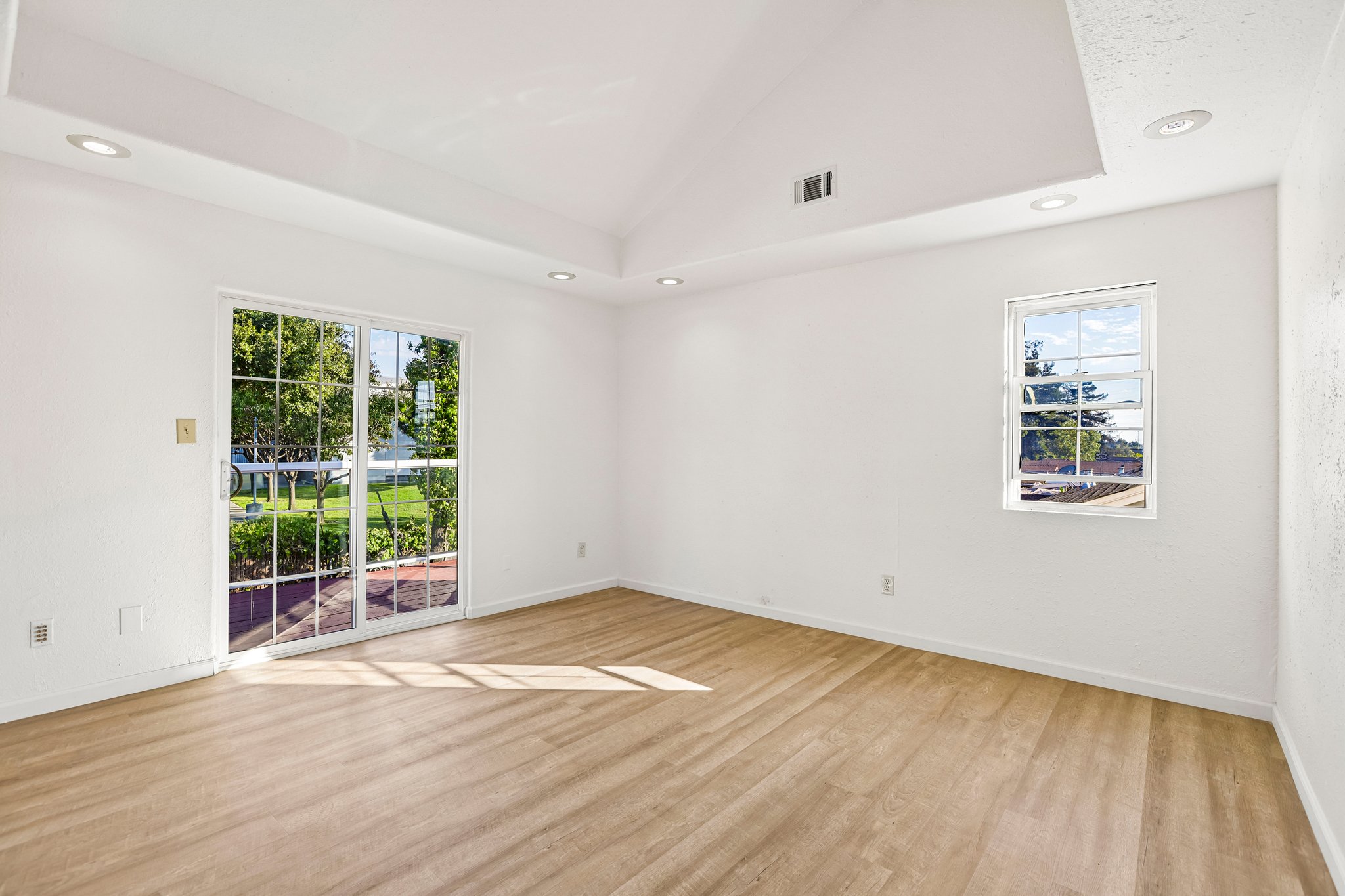 Phelps St-S1010-030.jpg