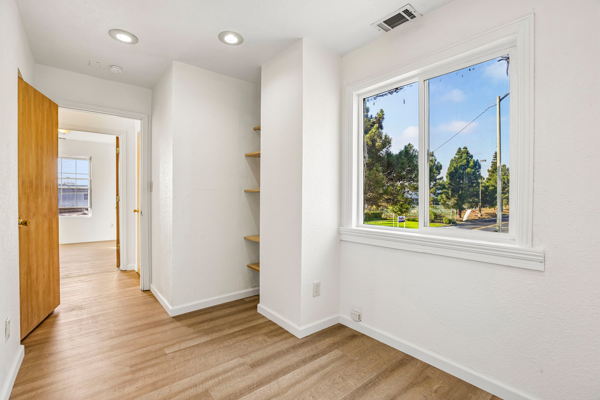 Phelps St-S1010-044.jpg