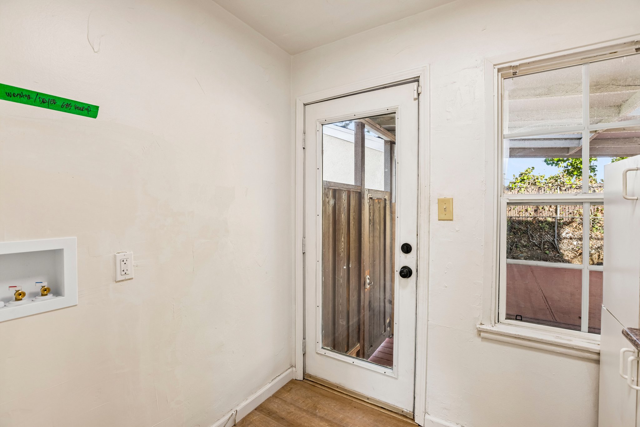 Phelps St-S1010-050.jpg