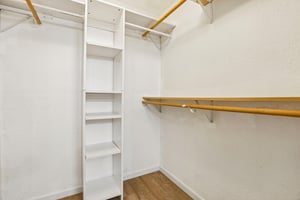 Phelps St-S1010-035.jpg