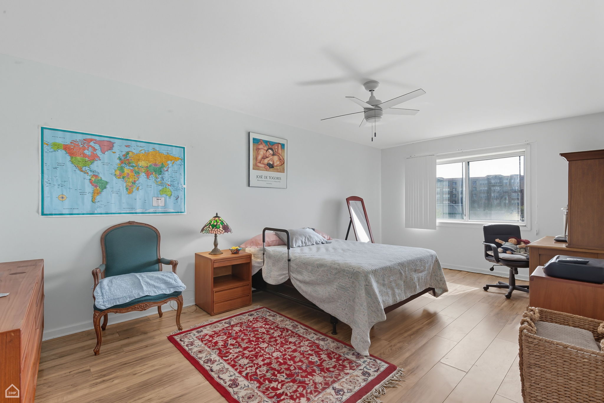 4840 Foster St 303 - Matt Liss_CHP2025_010