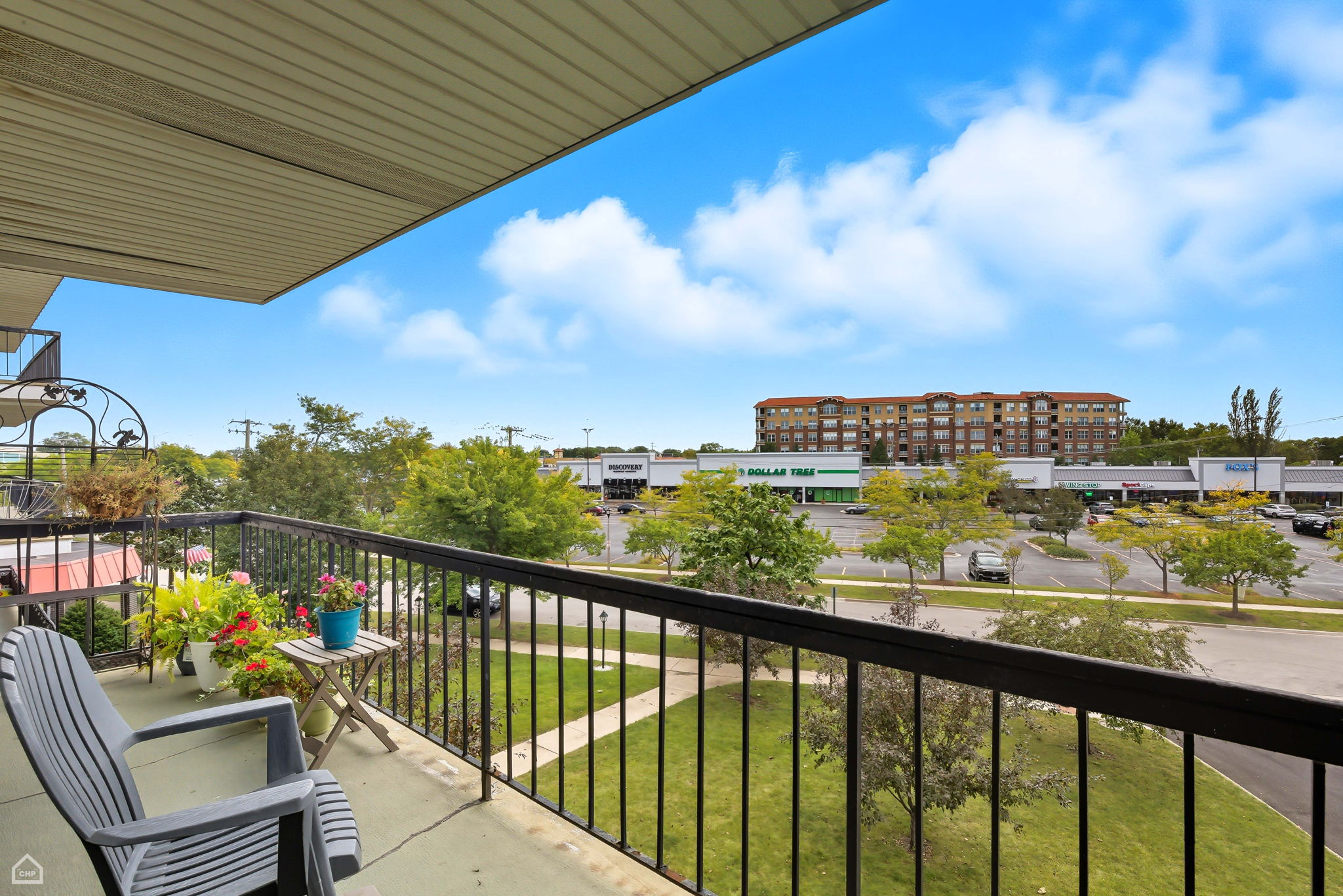 4840 Foster St 303 - Matt Liss_CHP2025_013