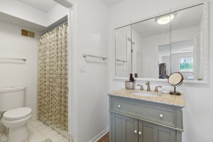 4840 Foster St 303 - Matt Liss_CHP2025_016