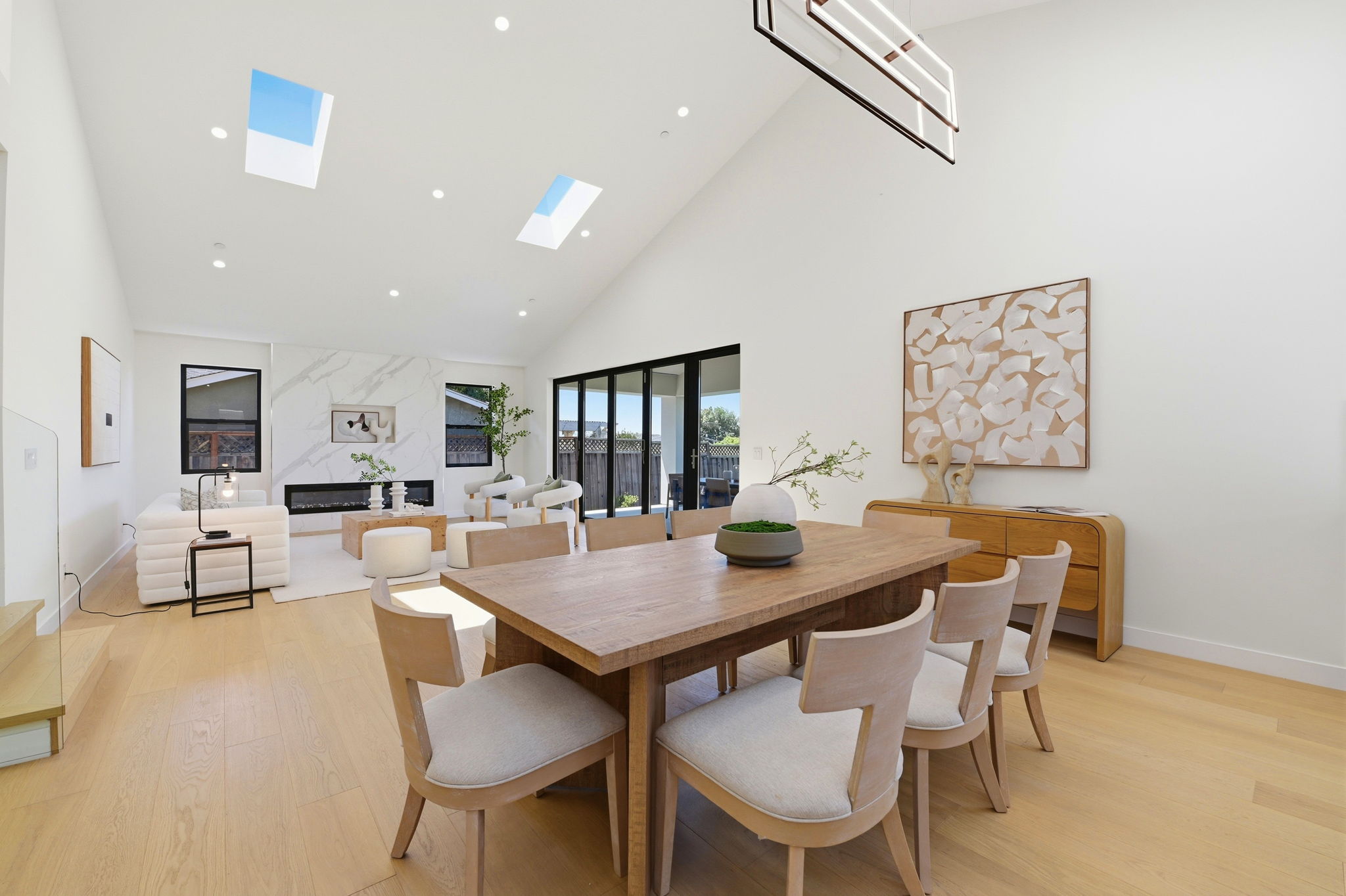 021_F8_48409 Cottonwood St