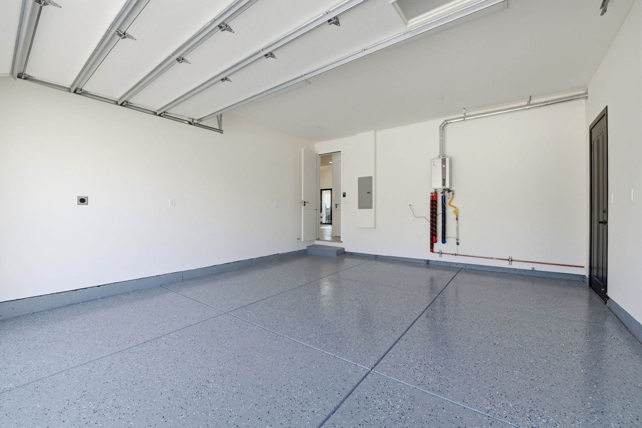 043_F8_48409 Cottonwood St