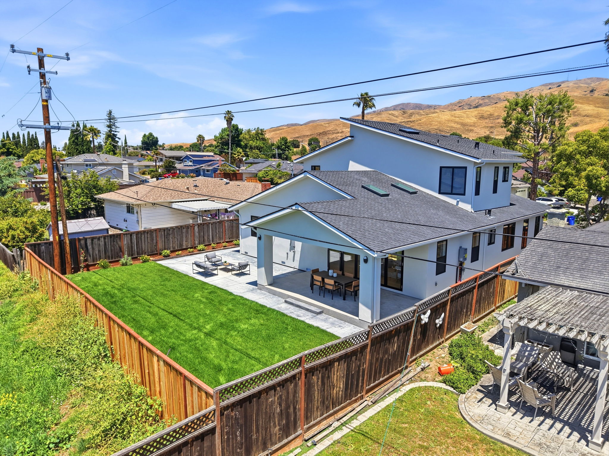 010_F8_AERIAL_48409 Cottonwood St