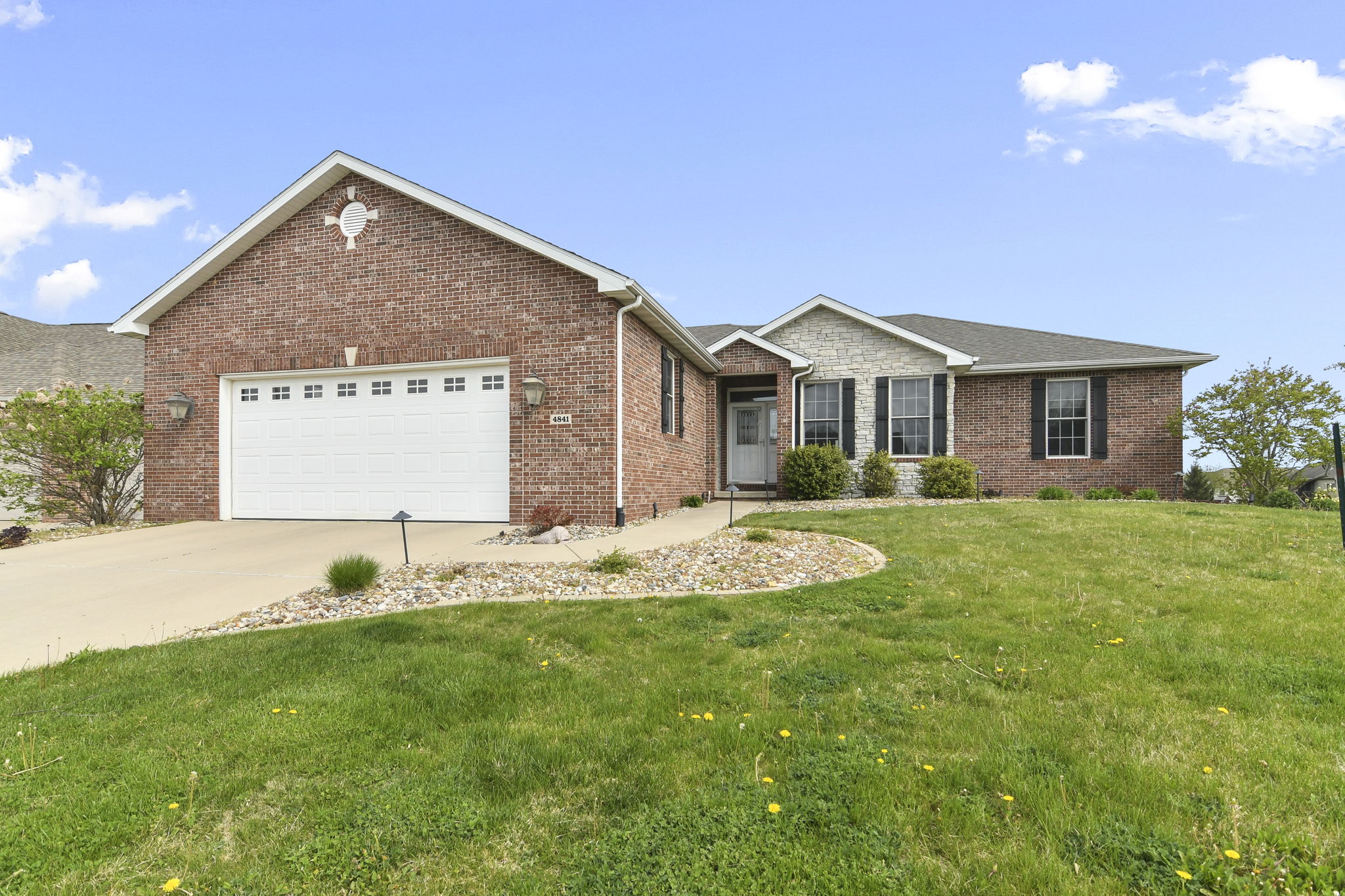 4841 Key W Ln, Springfield, IL 62711 | Design Eyes Photography