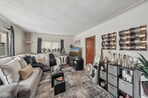 Broadview Rd-S3007-006.jpg
