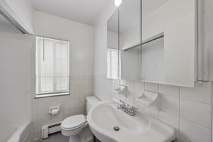 Broadview Rd-S3007-013.jpg