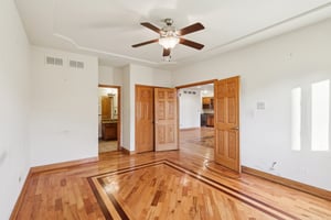 Turner Ct-S1311-038.jpg