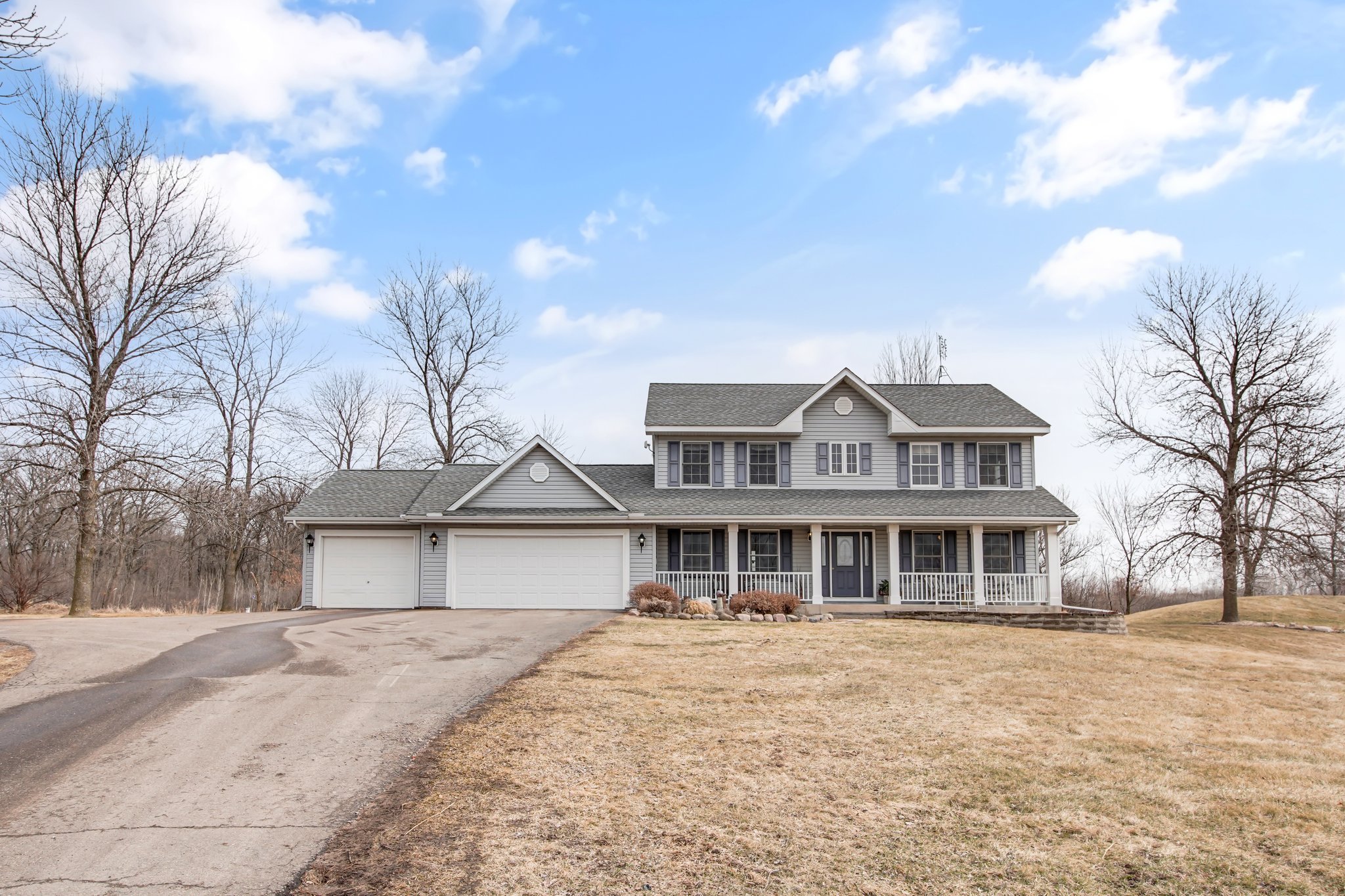 48473 Forest Blvd, Rush City, MN 55069 Mint Real Estate Photography