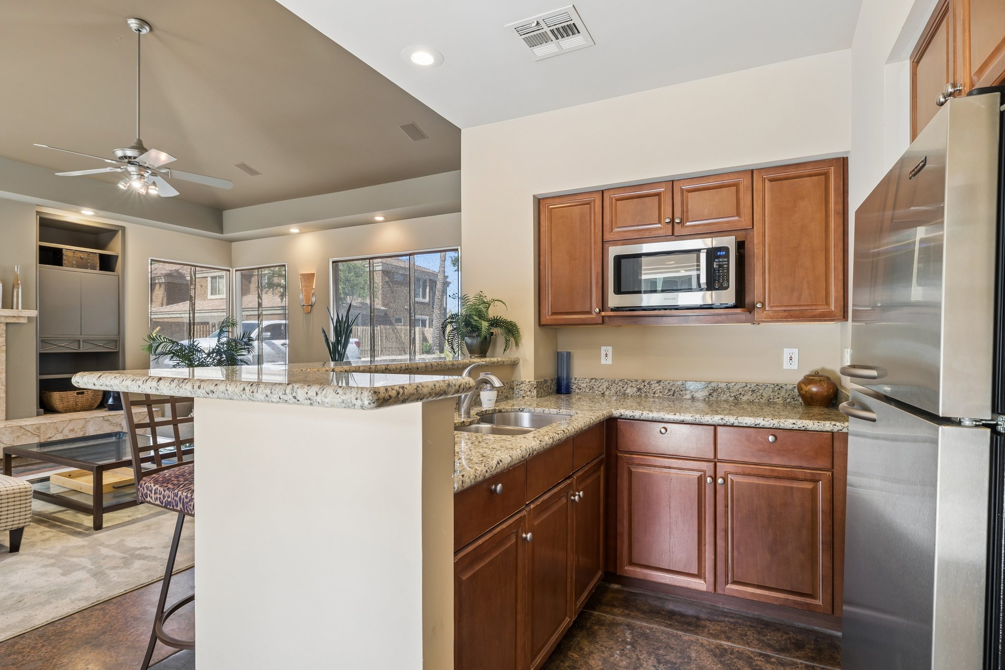 4848 N 36th St 118 - 010.jpg