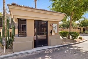 4848 N 36th St 118 - 006 (2).jpg