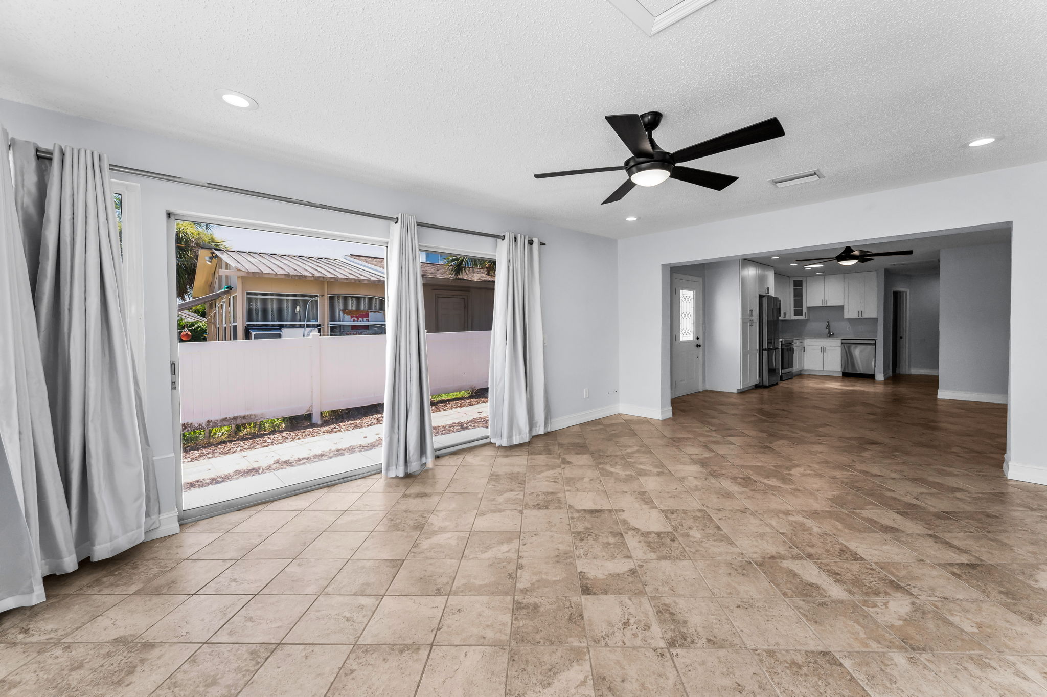 Living Room5