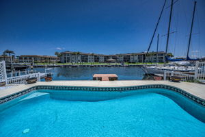 Pool2