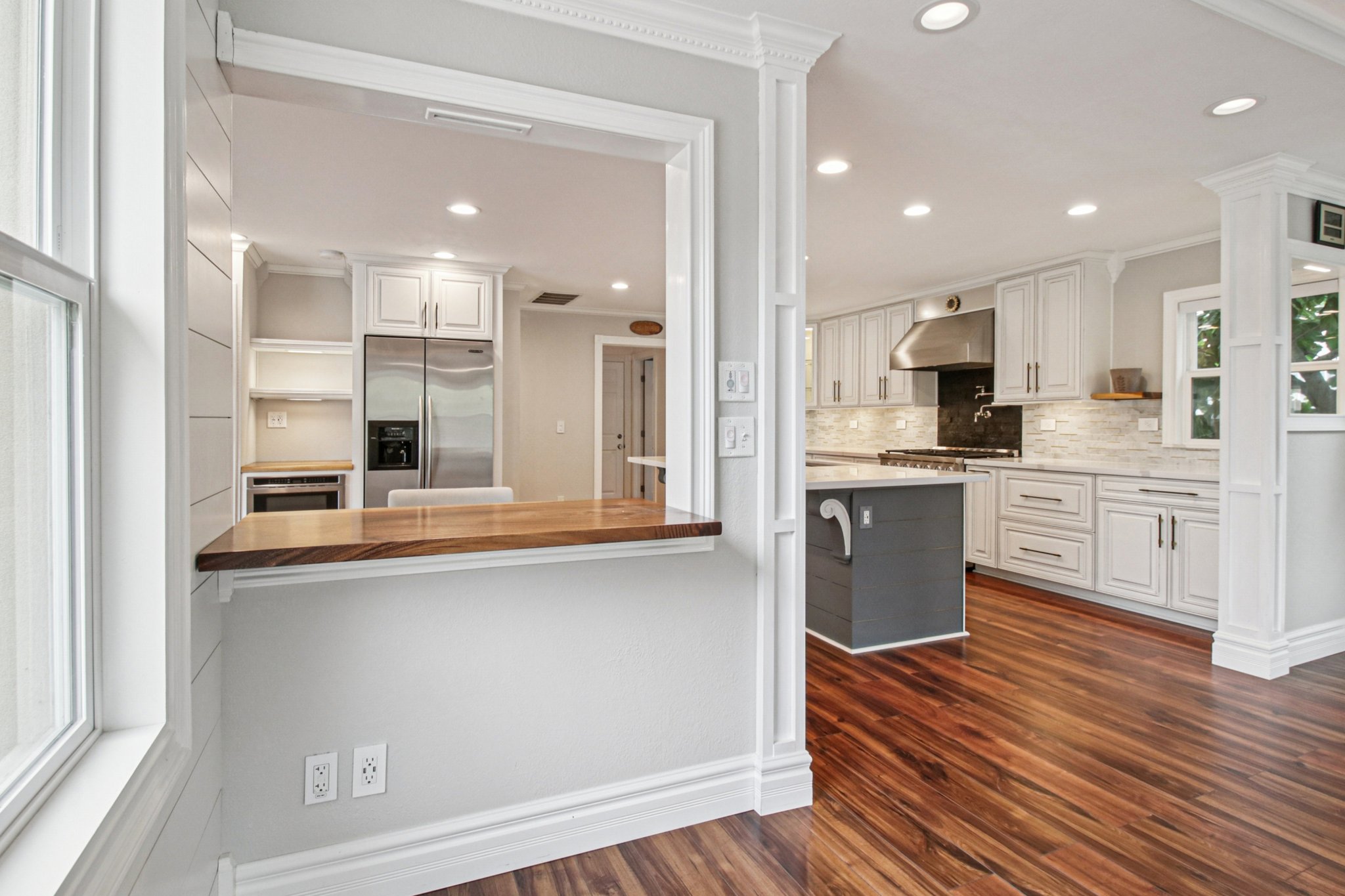 Avalon Cir-S0910-025.jpg