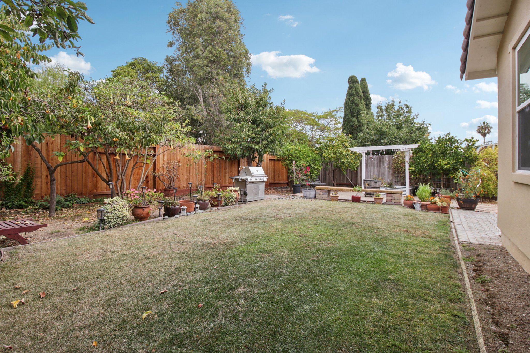 Avalon Cir-S0910-046.jpg