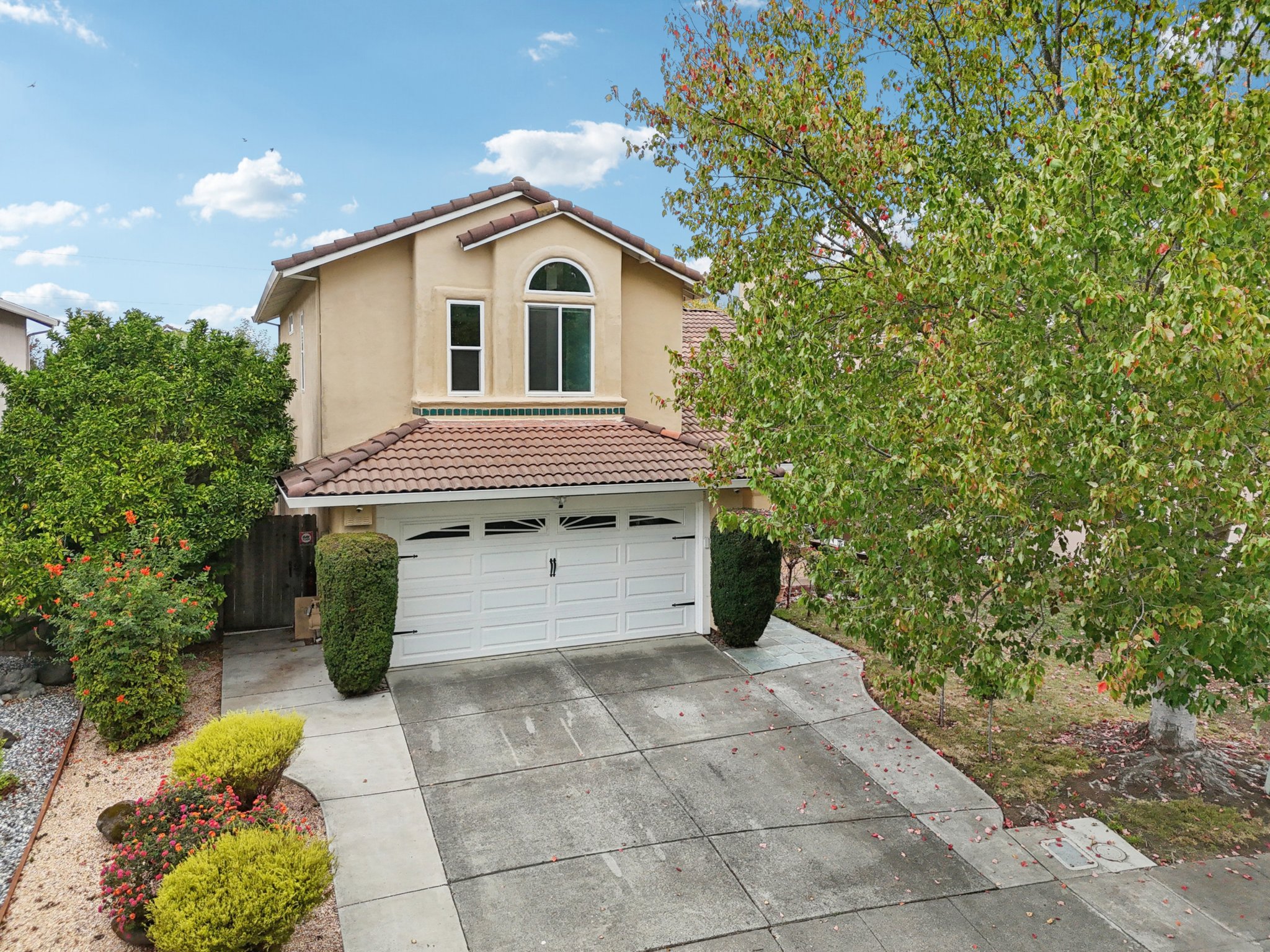 Avalon Cir-S0910-047.jpg