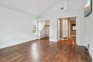 Avalon Cir-S0910-036.jpg