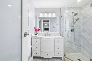 Interiors (15)
