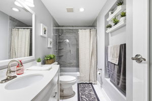Interiors (17)