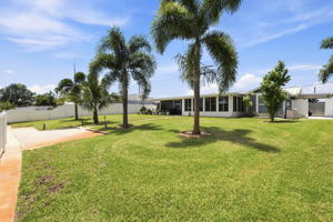Rear Exteriors (8)