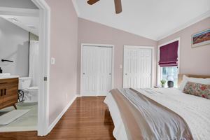  Photo 44
