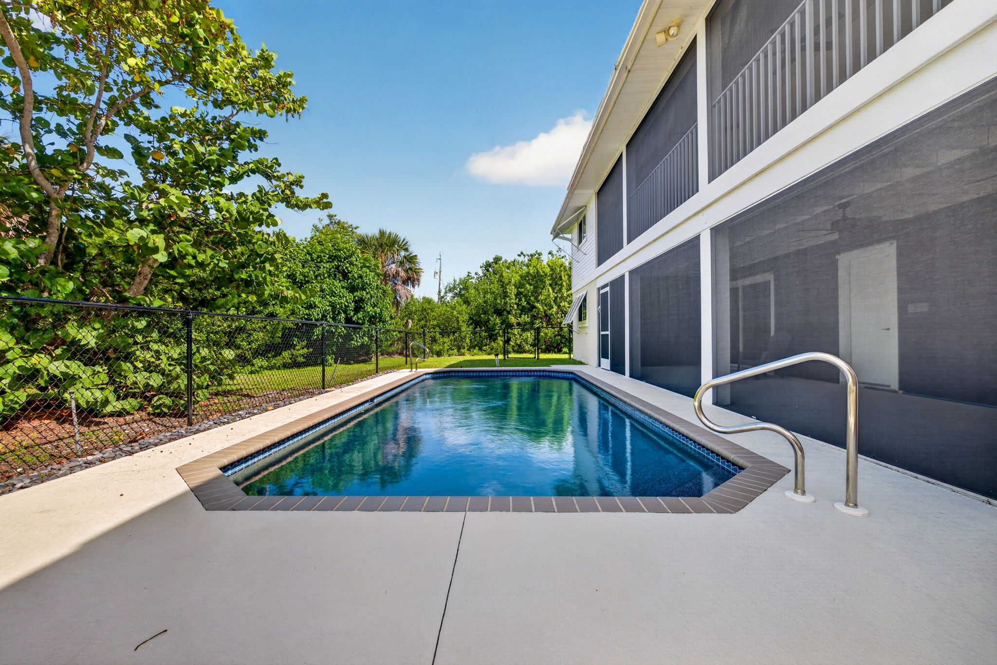 Pool 4 of 4