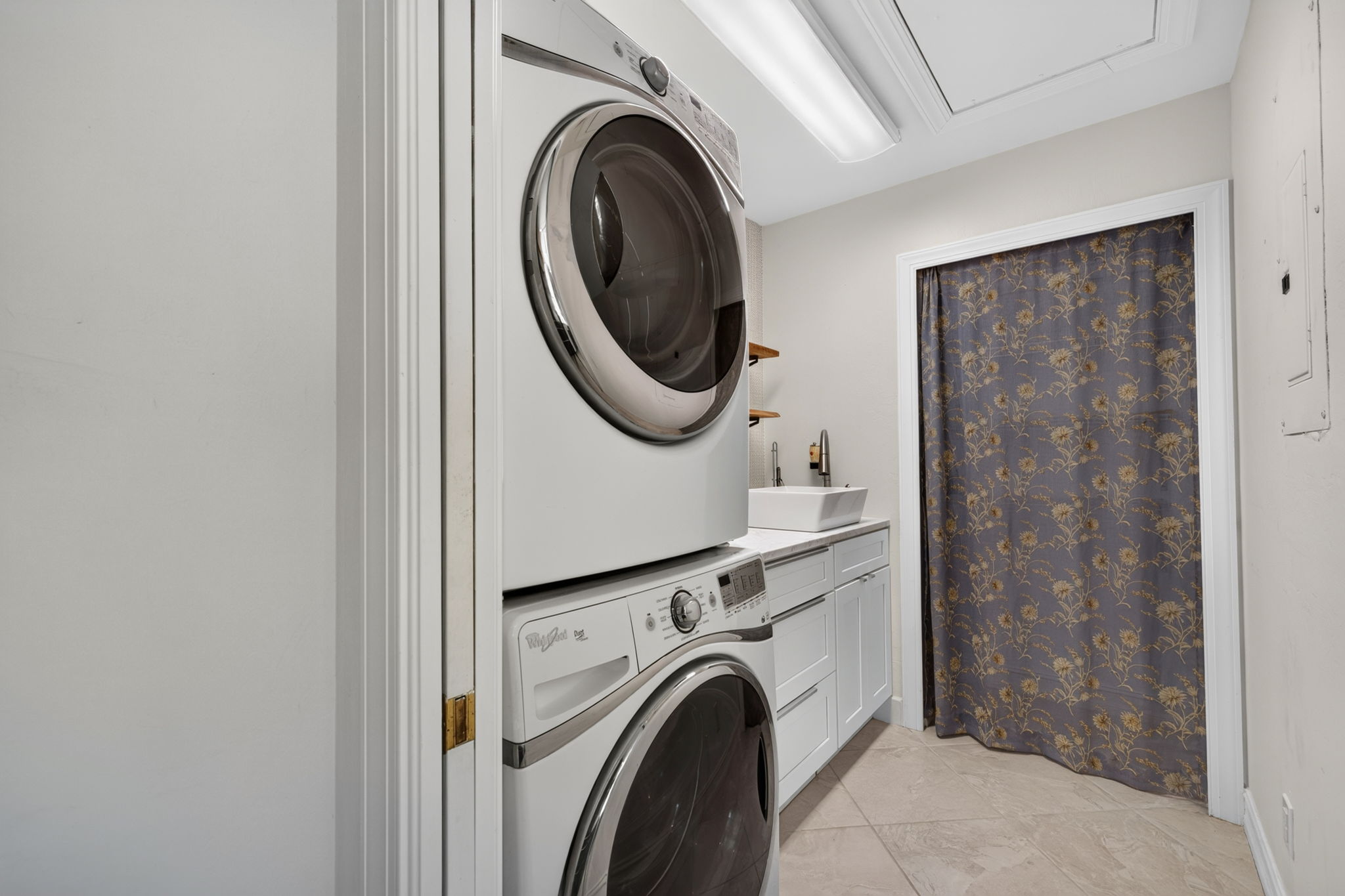 Laundry Room 2 of 2