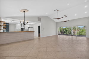 Dining Room 3 of 4